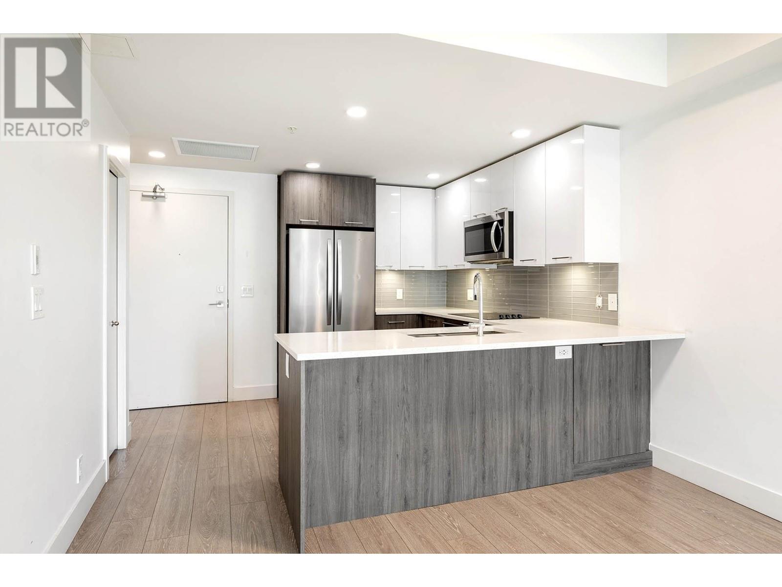 885 UNIVERSITY Drive Unit# 202, Kamloops