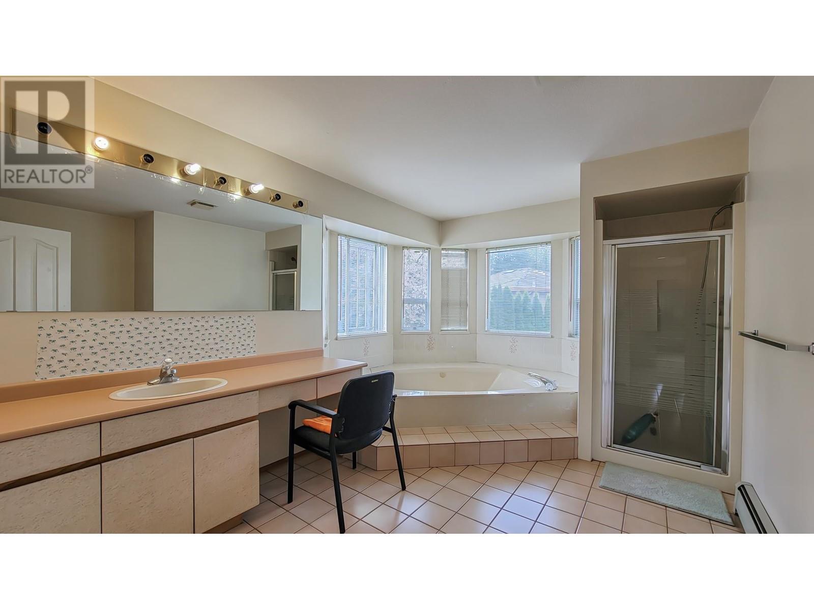 Photo 20 of 2931 Phillips Avenue, Burnaby BC