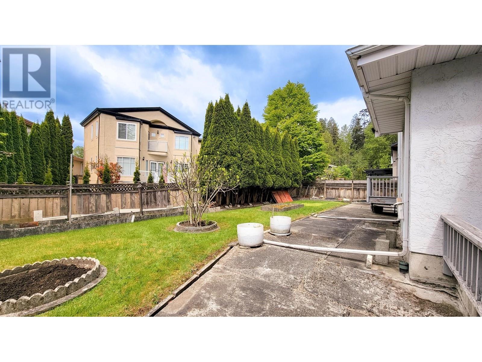 Photo 39 of 2931 Phillips Avenue, Burnaby BC