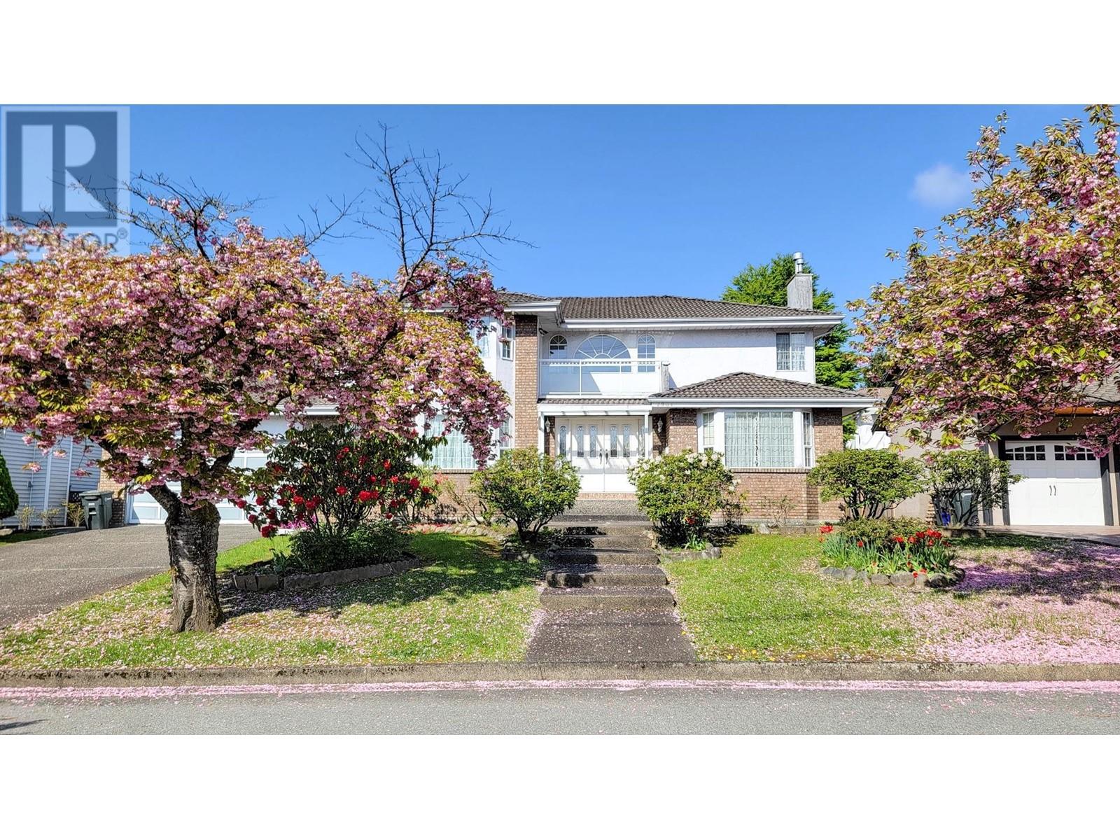 Photo 1 of 2931 Phillips Avenue, Burnaby BC