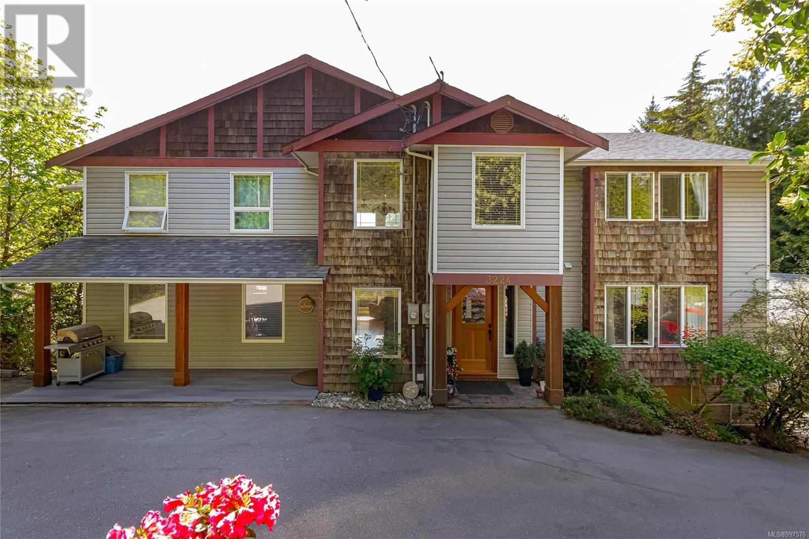 Loledo Place, Langford