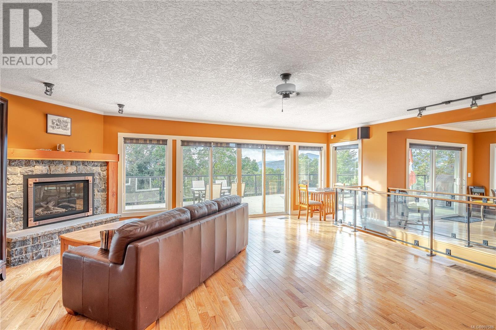 1158 Kathleen Dr, Duncan