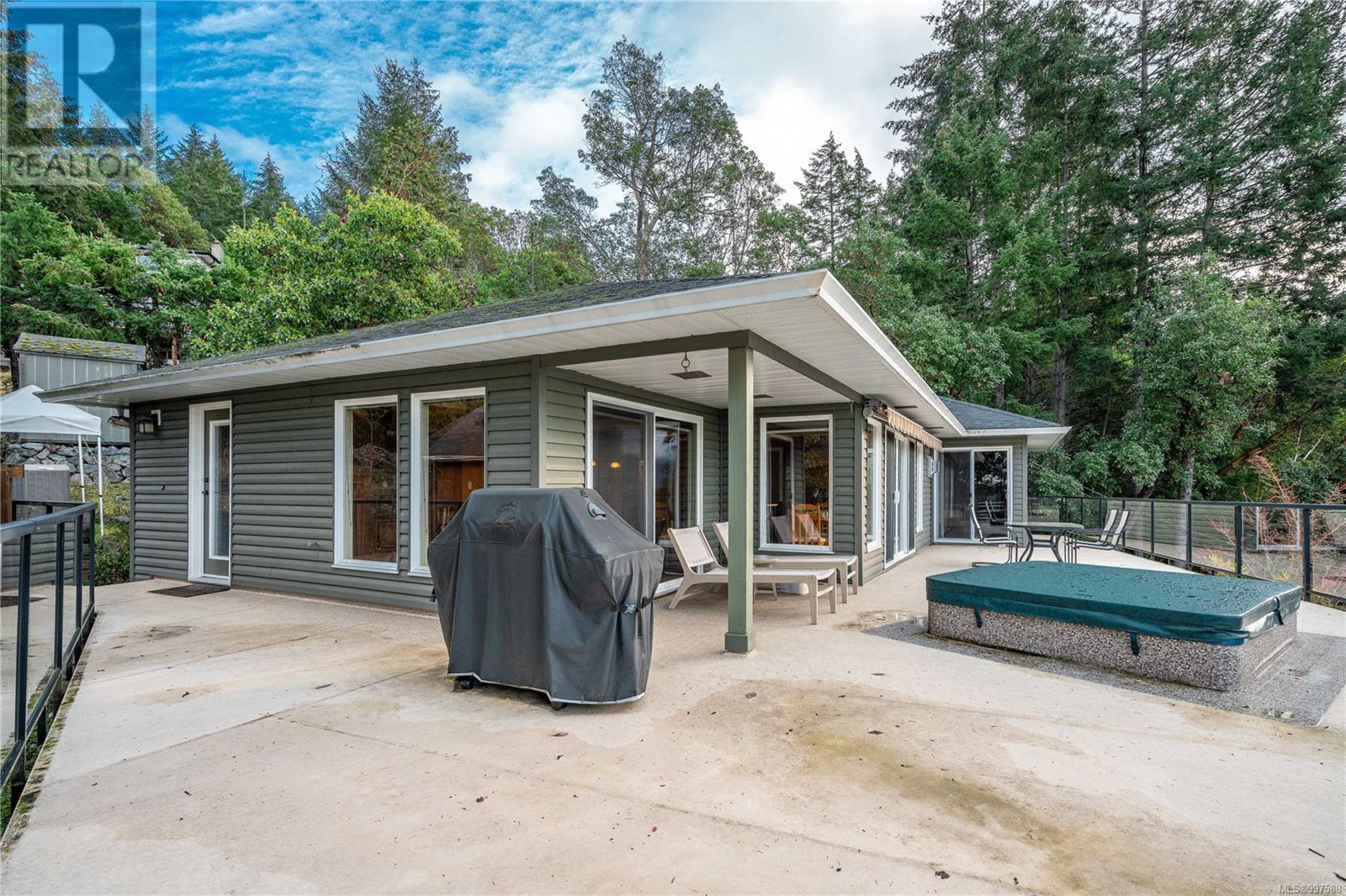 1158 Kathleen Dr, Duncan