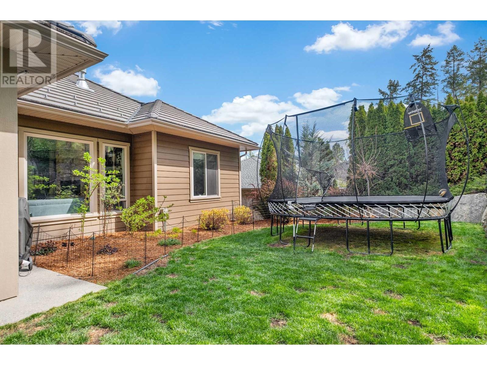  3920 Gallaghers Circle, Kelowna