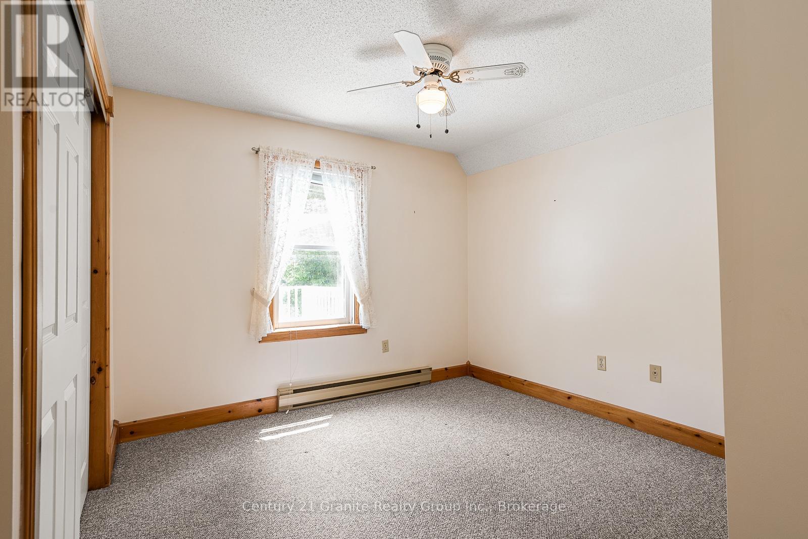 Photo 17 of 134 Highland Street, Dysart Et Al ON
