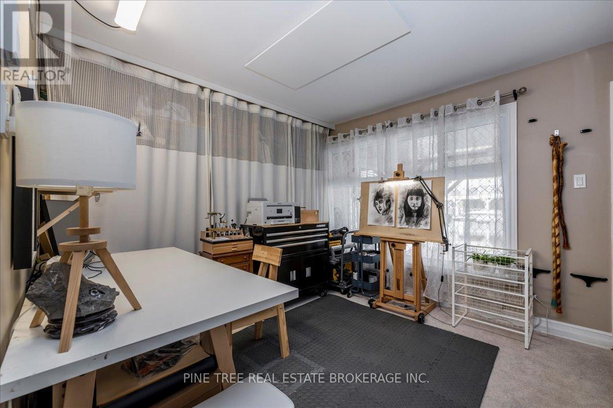 Photo 9 of 8 100 Laguna Parkway, Ramara ON