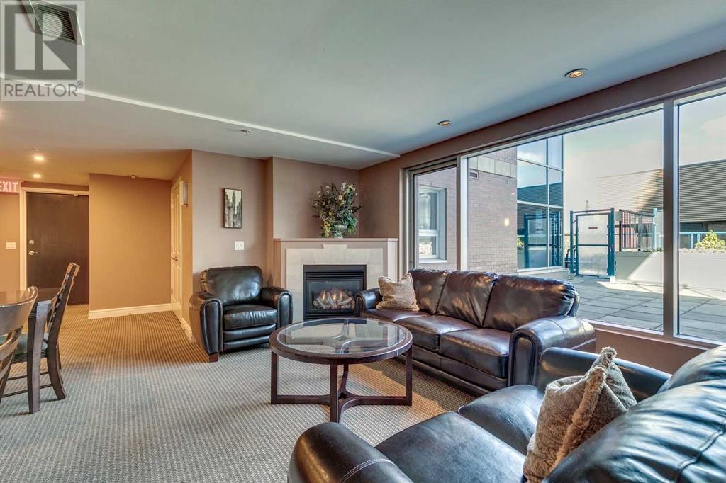 Single Family House for Sale in    Avenue SW Downtown Commercial Core Calgary 