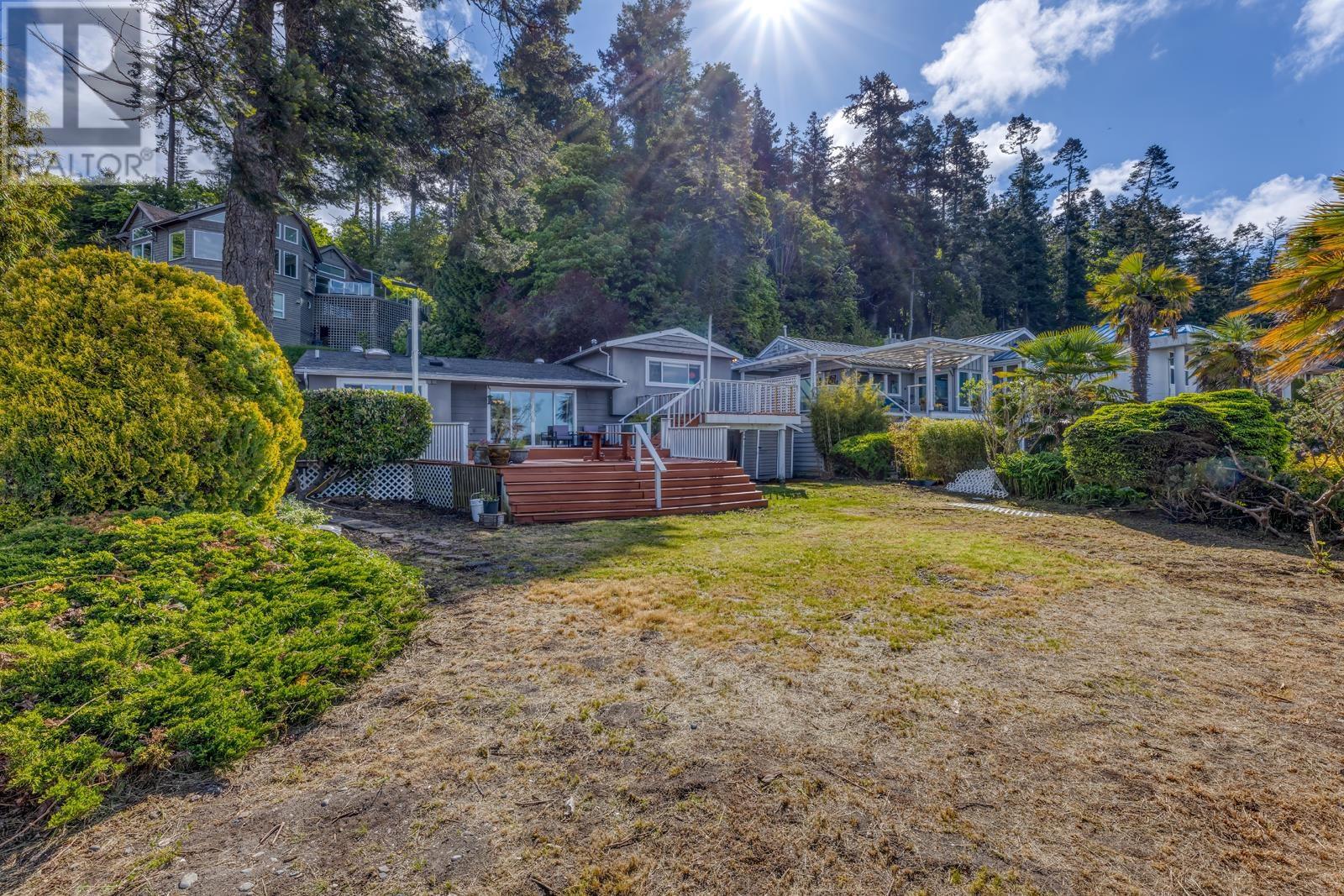 718 TSAWWASSEN BEACH Road, Delta