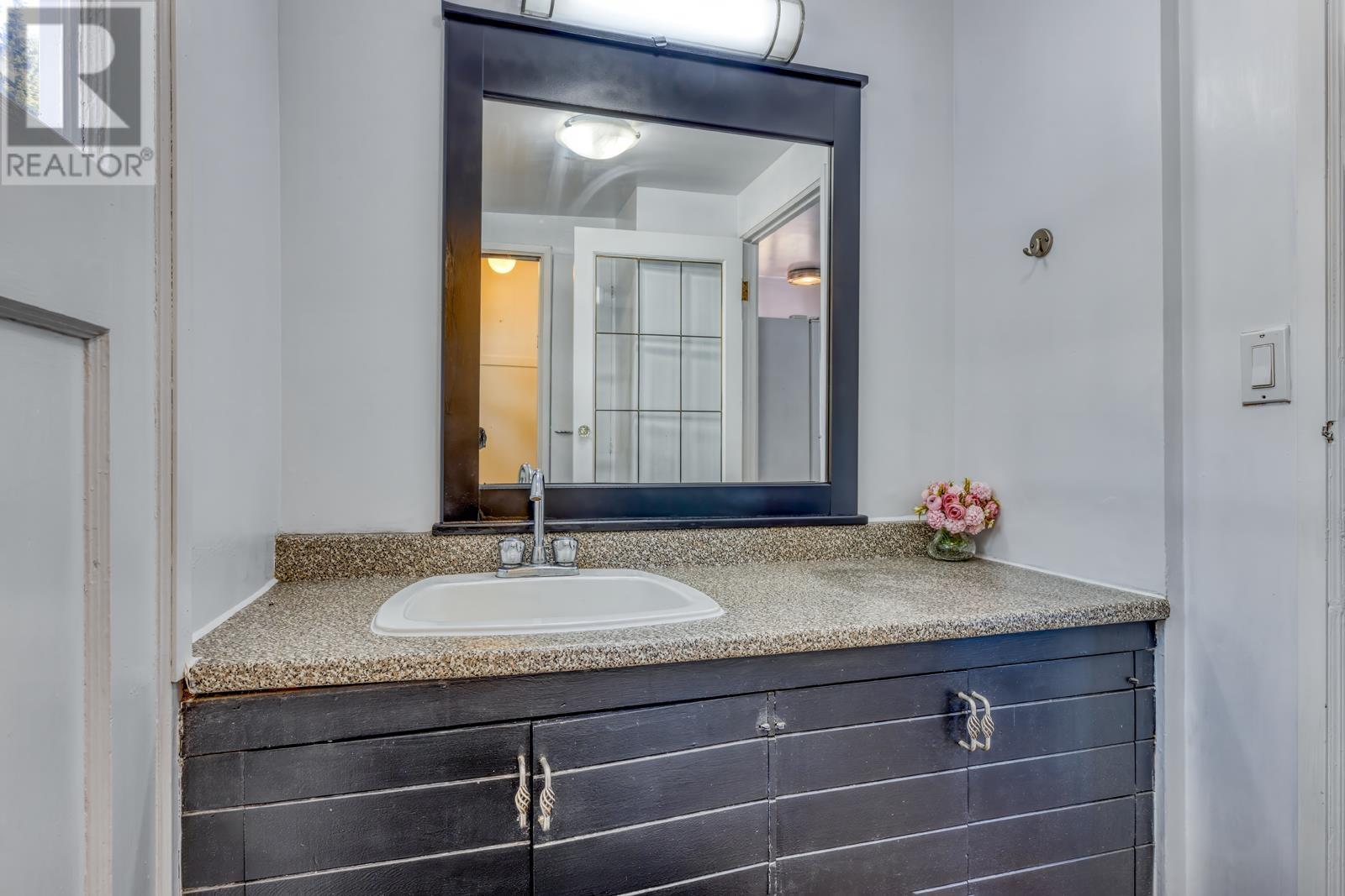 718 TSAWWASSEN BEACH Road, Delta
