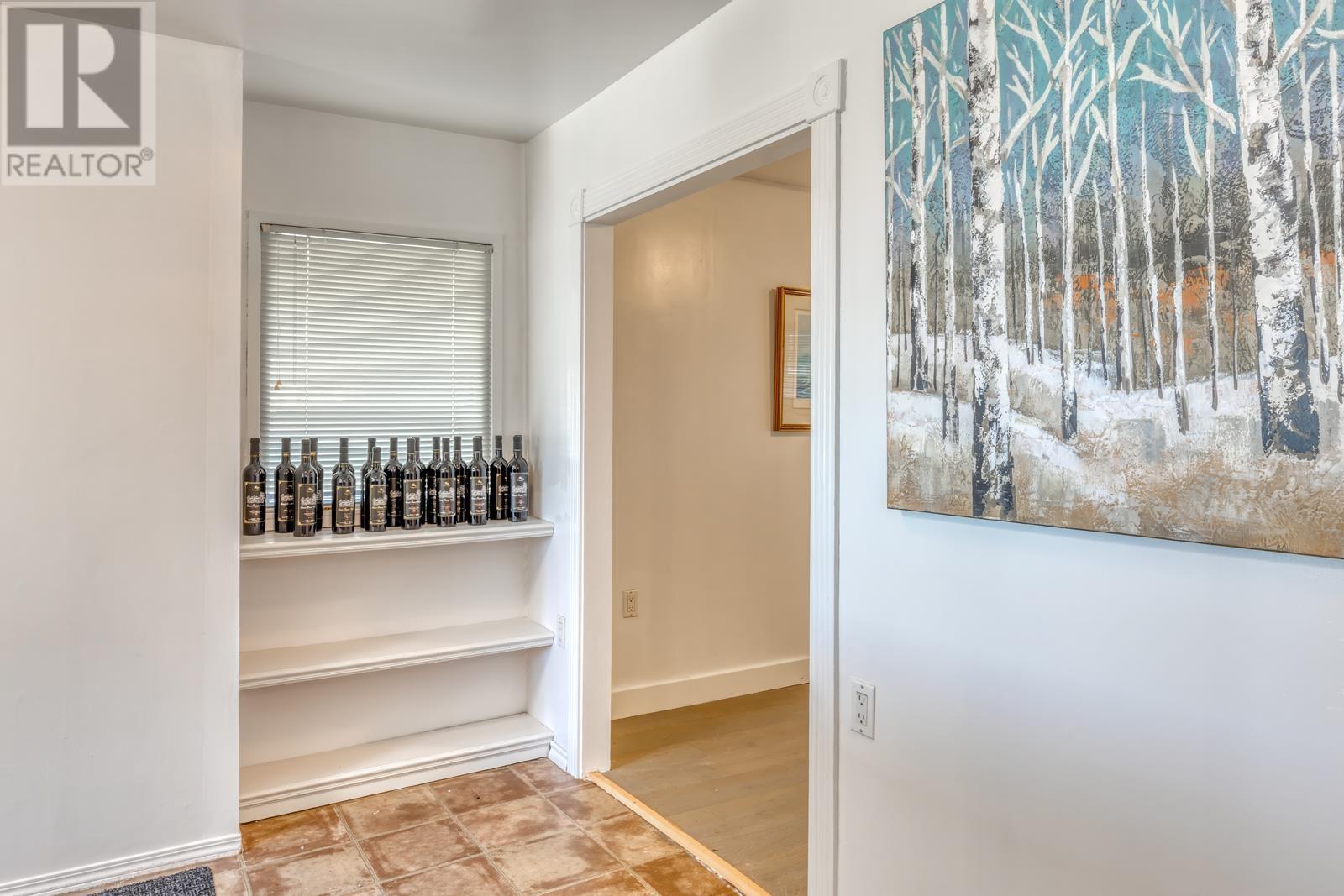 718 TSAWWASSEN BEACH Road, Delta