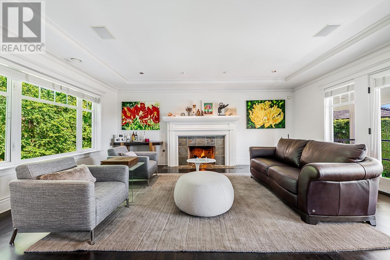 4270 ROCKRIDGE PLACE, West Vancouver