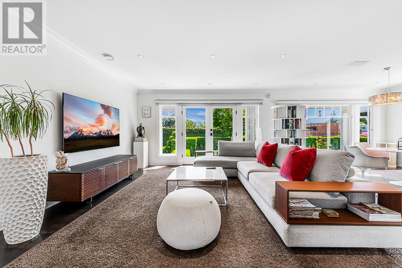 4270 ROCKRIDGE PLACE, West Vancouver