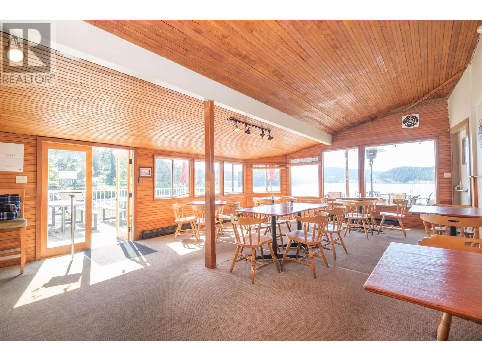 400 FERNHILL ROAD, Mayne Island