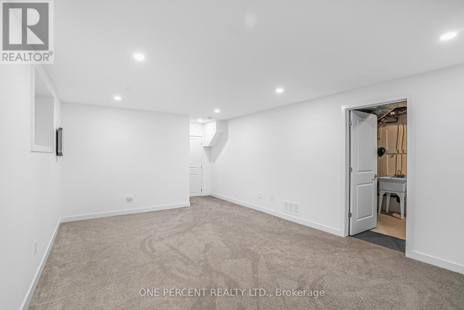 Photo 15 of 6487 Renaud Road, Ottawa ON