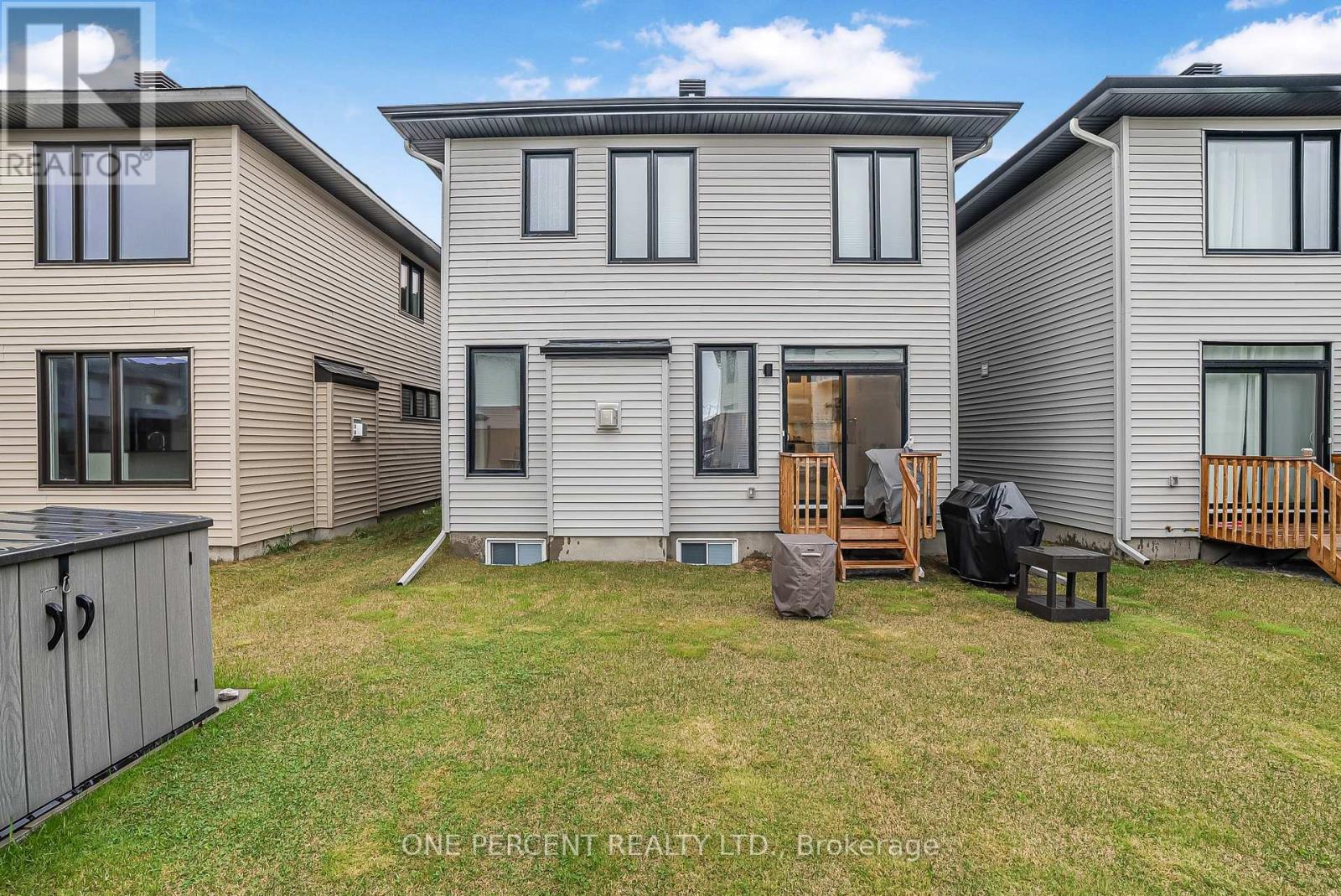 Photo 4 of 6487 Renaud Road, Ottawa ON