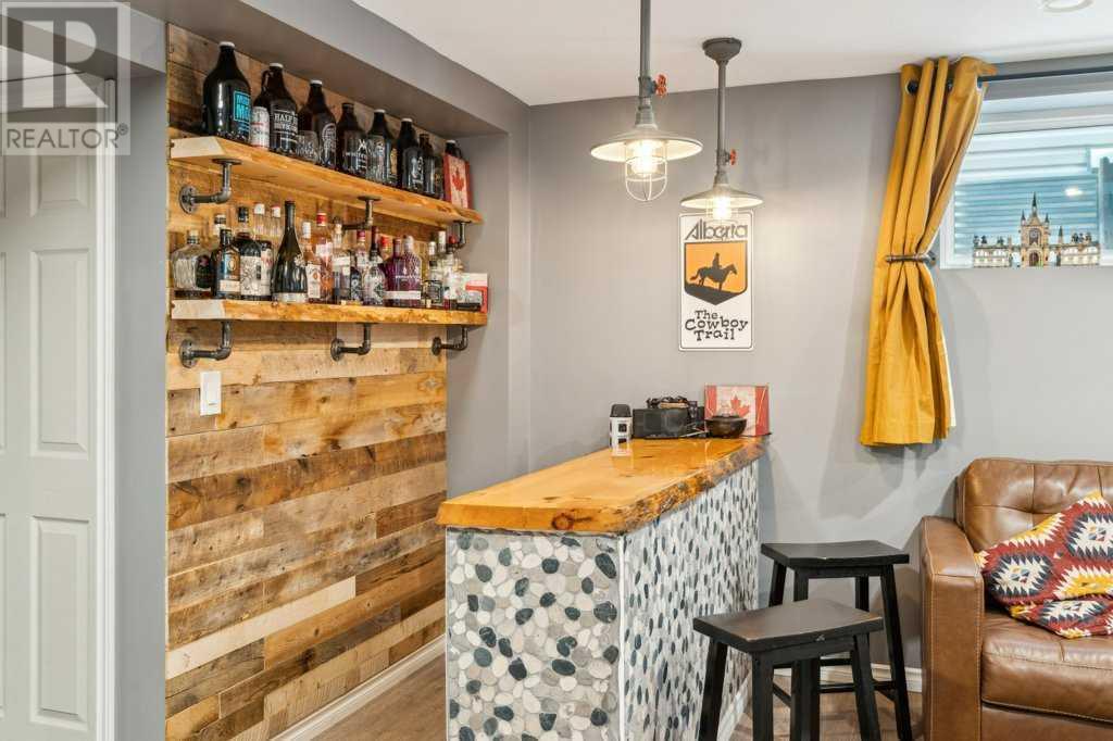24 Paint Horse Crescent, Cochrane, Alberta