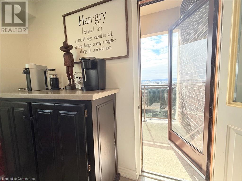 Photo 7 of 301 Frances Avenue Unit 1903, Hamilton ON