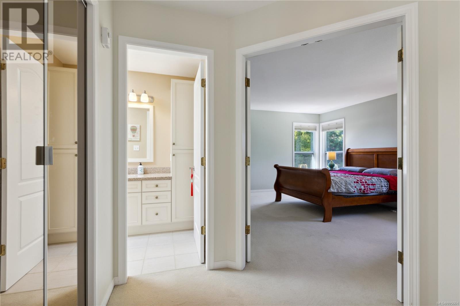 729 Crown Isle Dr, Courtenay