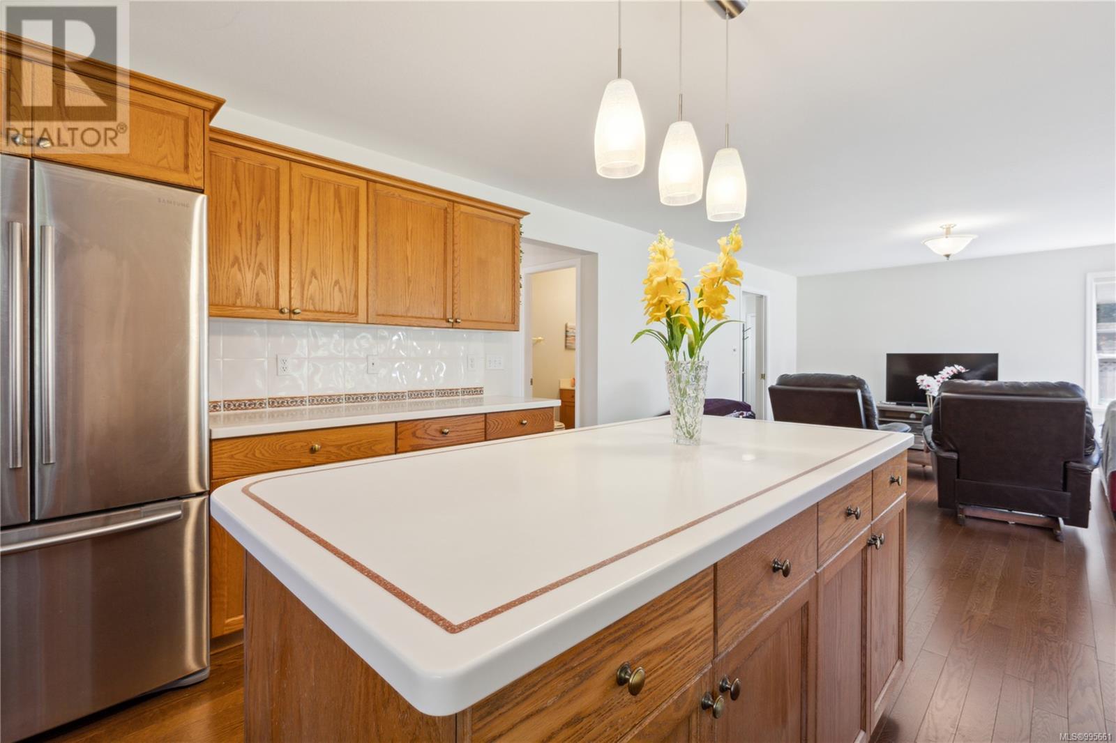 729 Crown Isle Dr, Courtenay