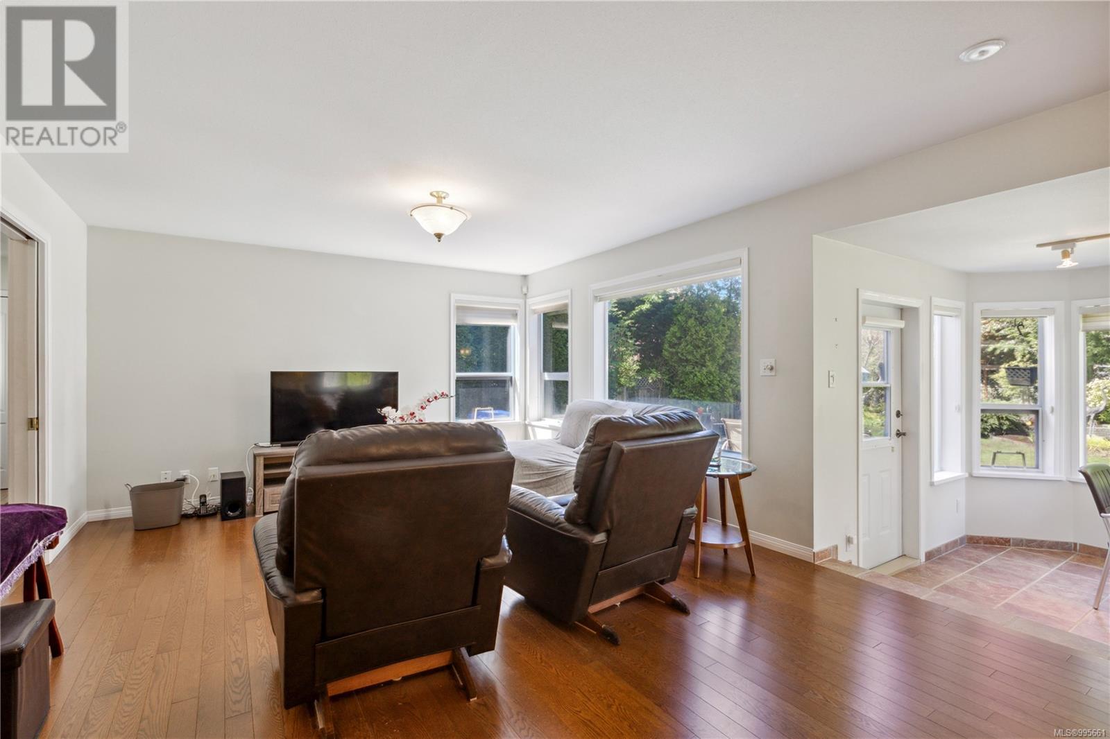 729 Crown Isle Dr, Courtenay