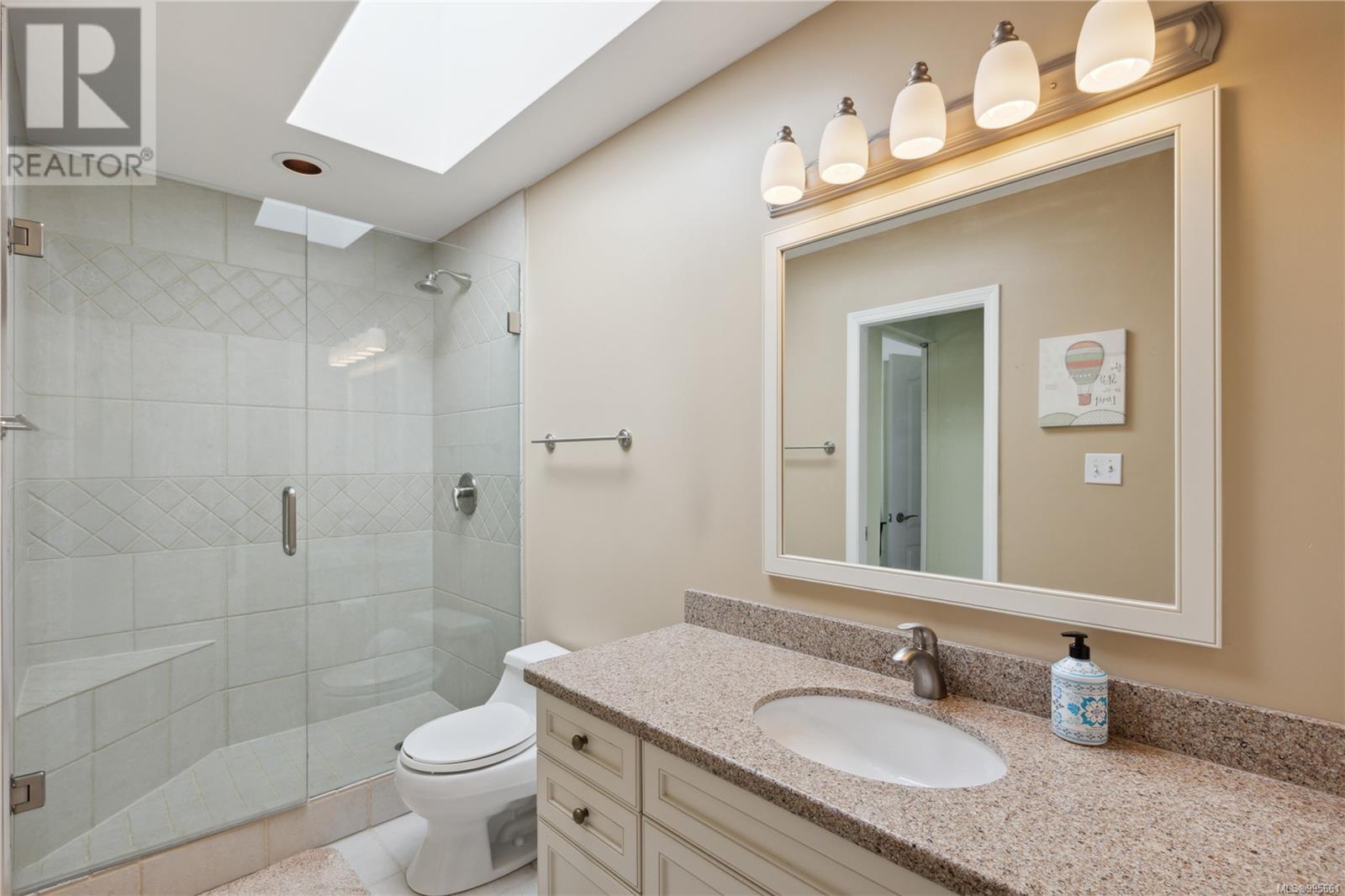 729 Crown Isle Dr, Courtenay