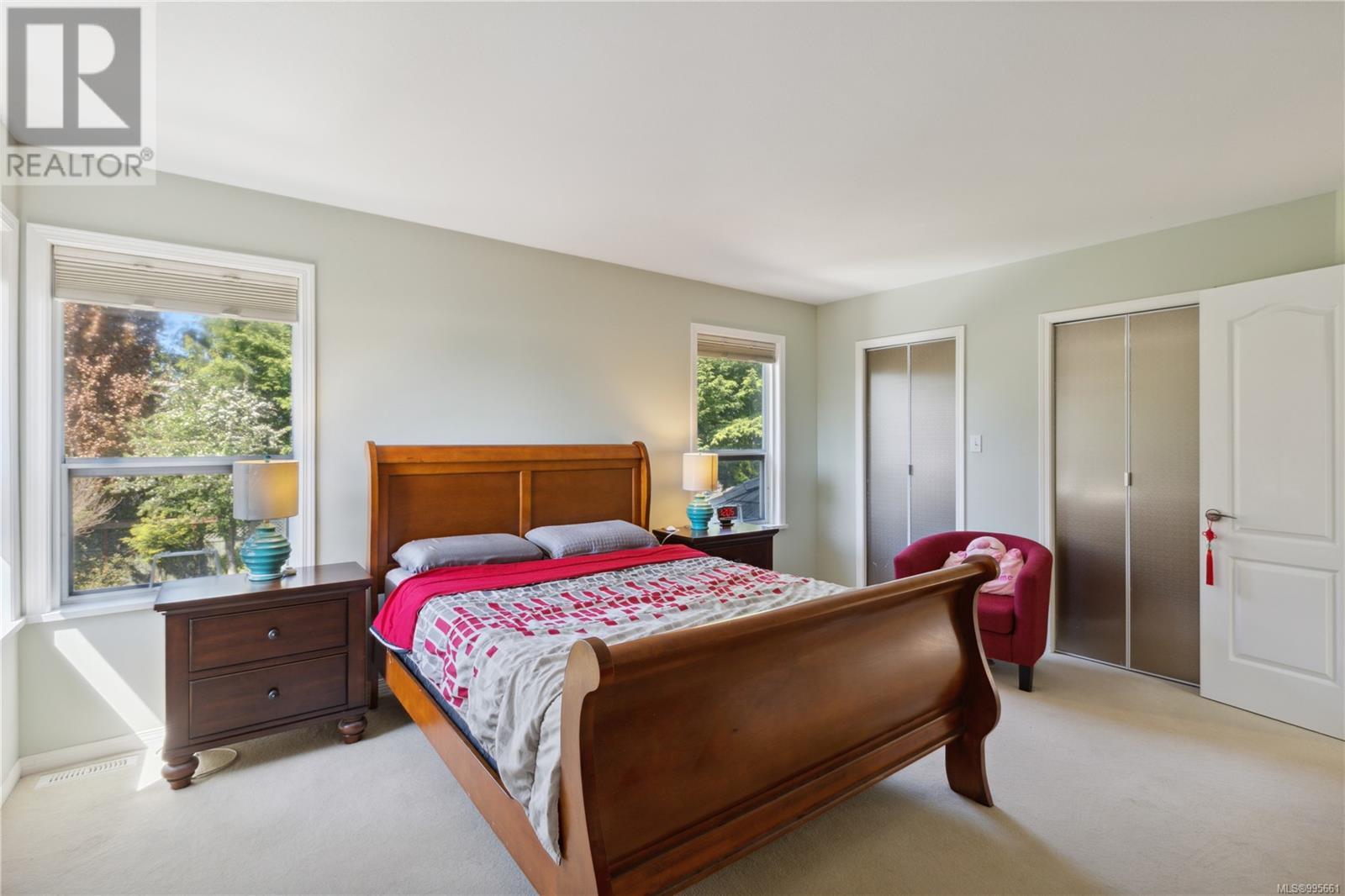 729 Crown Isle Dr, Courtenay