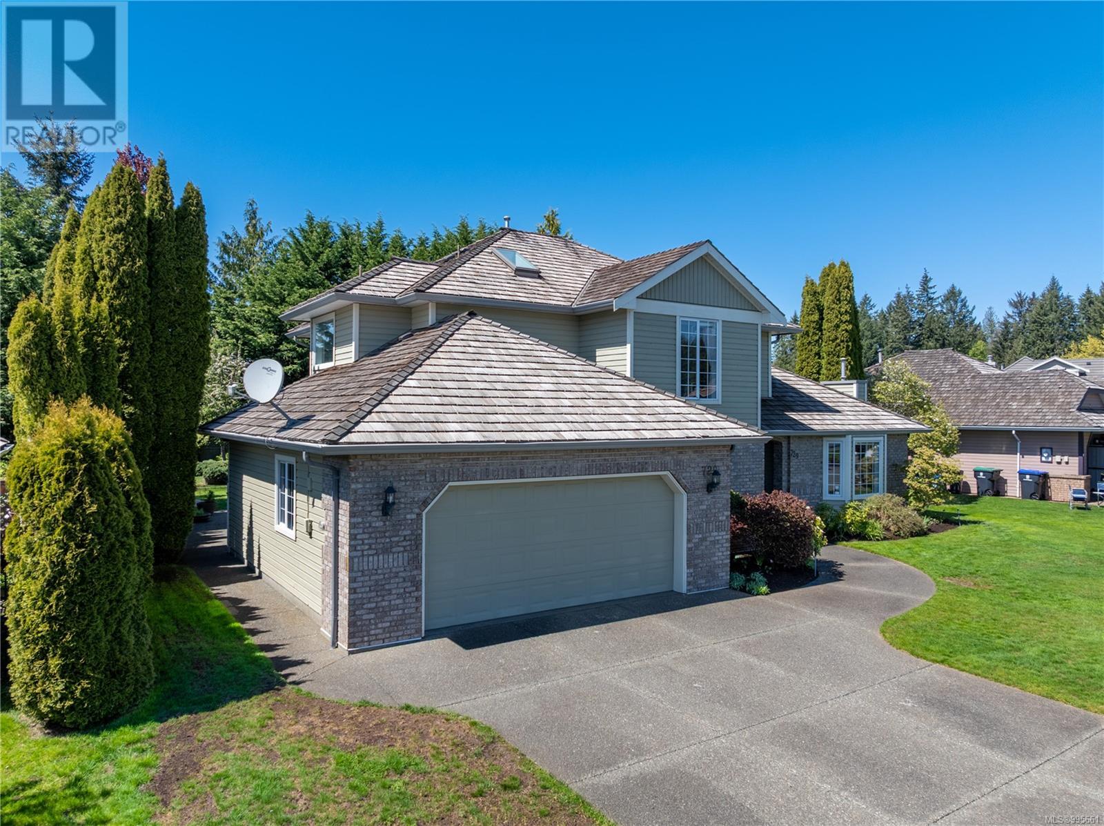 729 Crown Isle Dr, Courtenay
