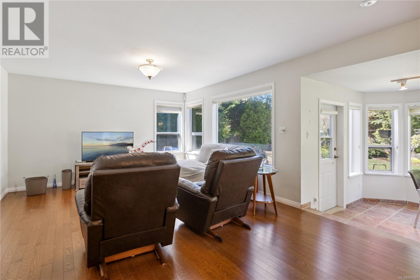 729 Crown Isle Dr, Courtenay