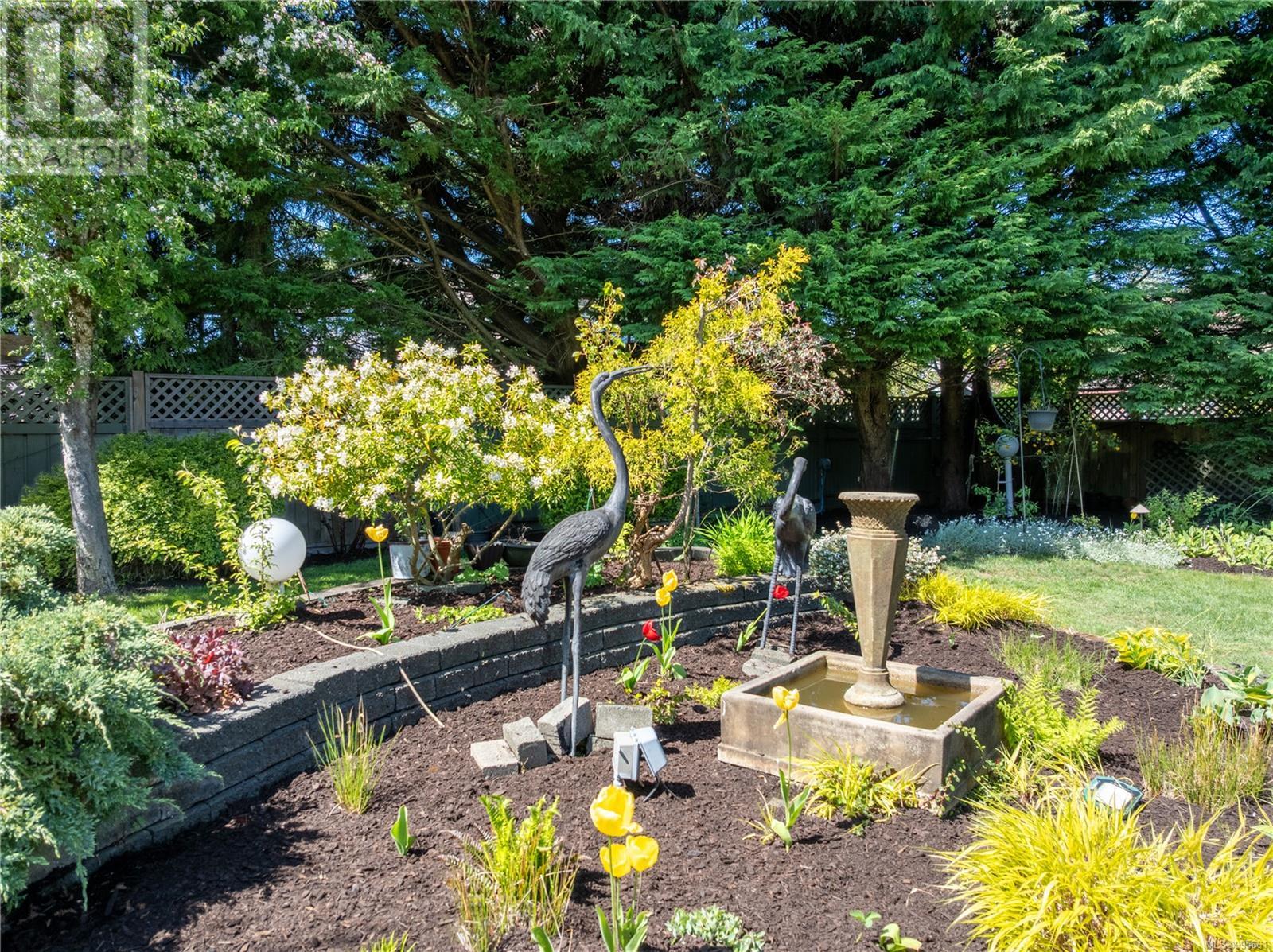 729 Crown Isle Dr, Courtenay