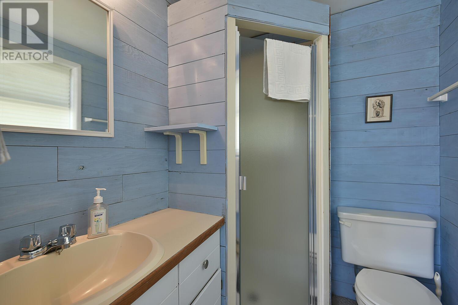 7297 BELLE ROAD, Sechelt