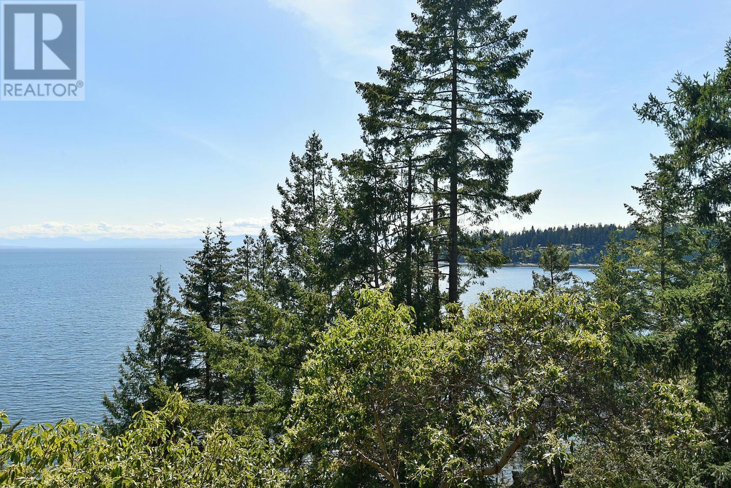 7297 BELLE ROAD, Sechelt