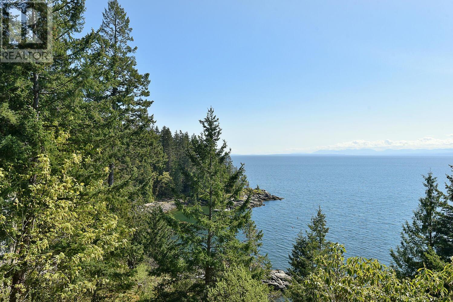 7297 BELLE ROAD, Sechelt