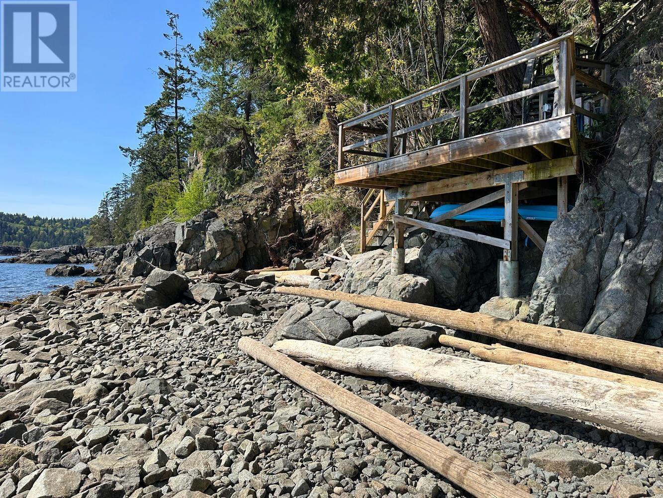 7297 BELLE ROAD, Sechelt