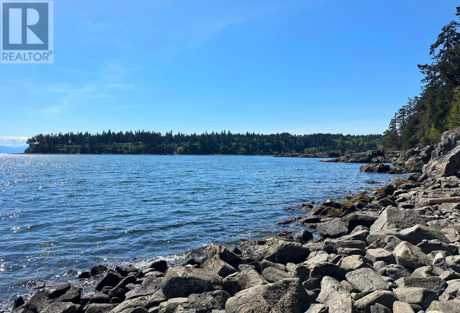 7297 BELLE ROAD, Sechelt