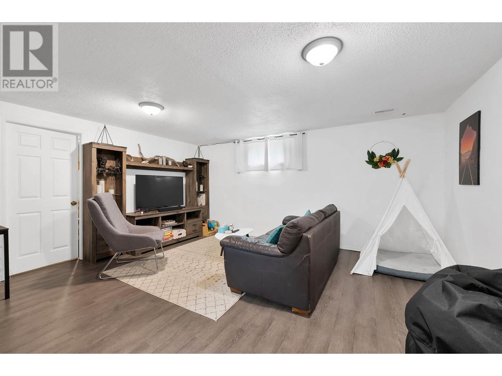 Photo 72 of 638 640 Reemon Drive, Kamloops BC