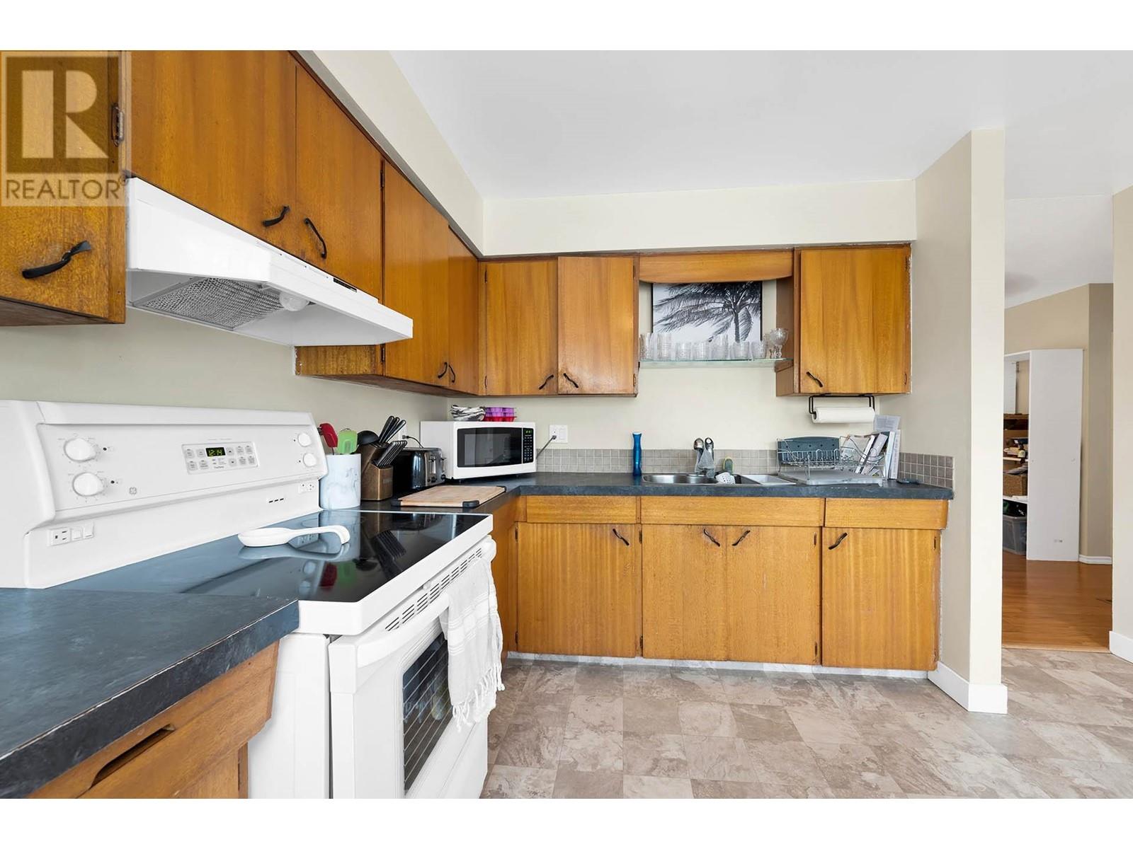 Photo 66 of 638 640 Reemon Drive, Kamloops BC