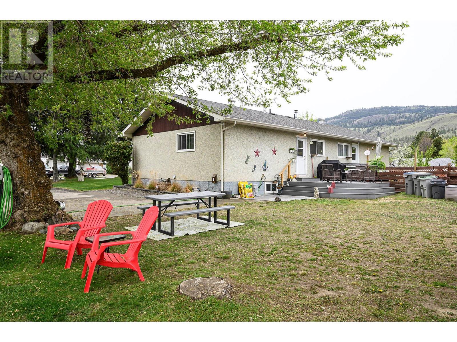 Photo 13 of 638 640 Reemon Drive, Kamloops BC