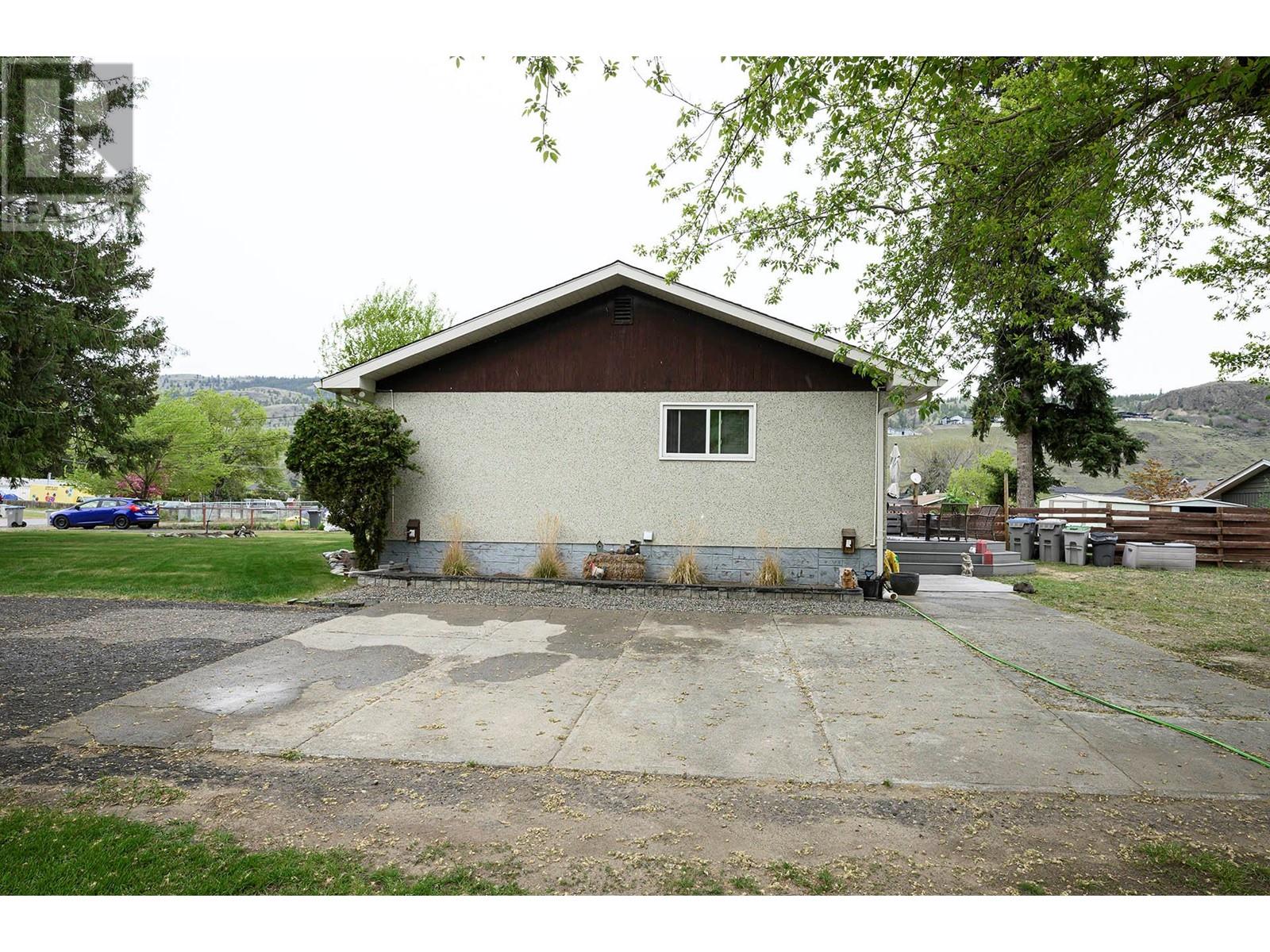 Photo 26 of 638 640 Reemon Drive, Kamloops BC
