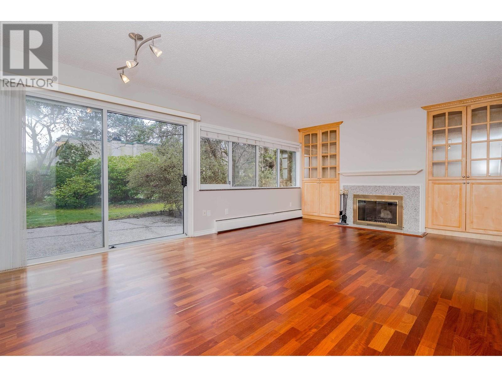 937 WESTVIEW CRESCENT, North Vancouver