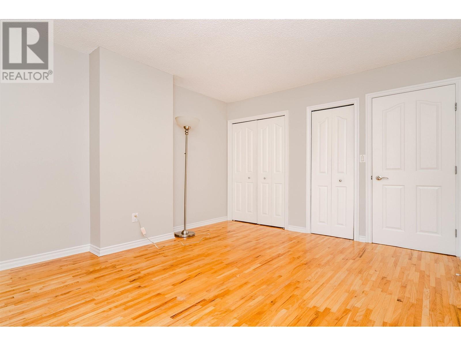 937 WESTVIEW CRESCENT, North Vancouver