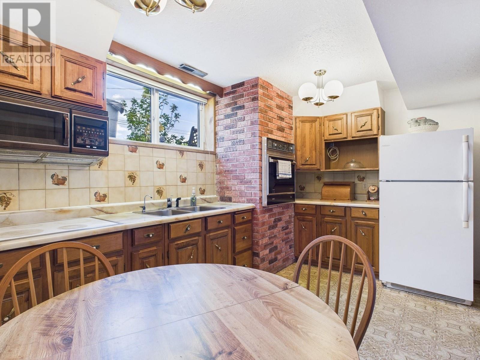 6012 107th Street, Osoyoos