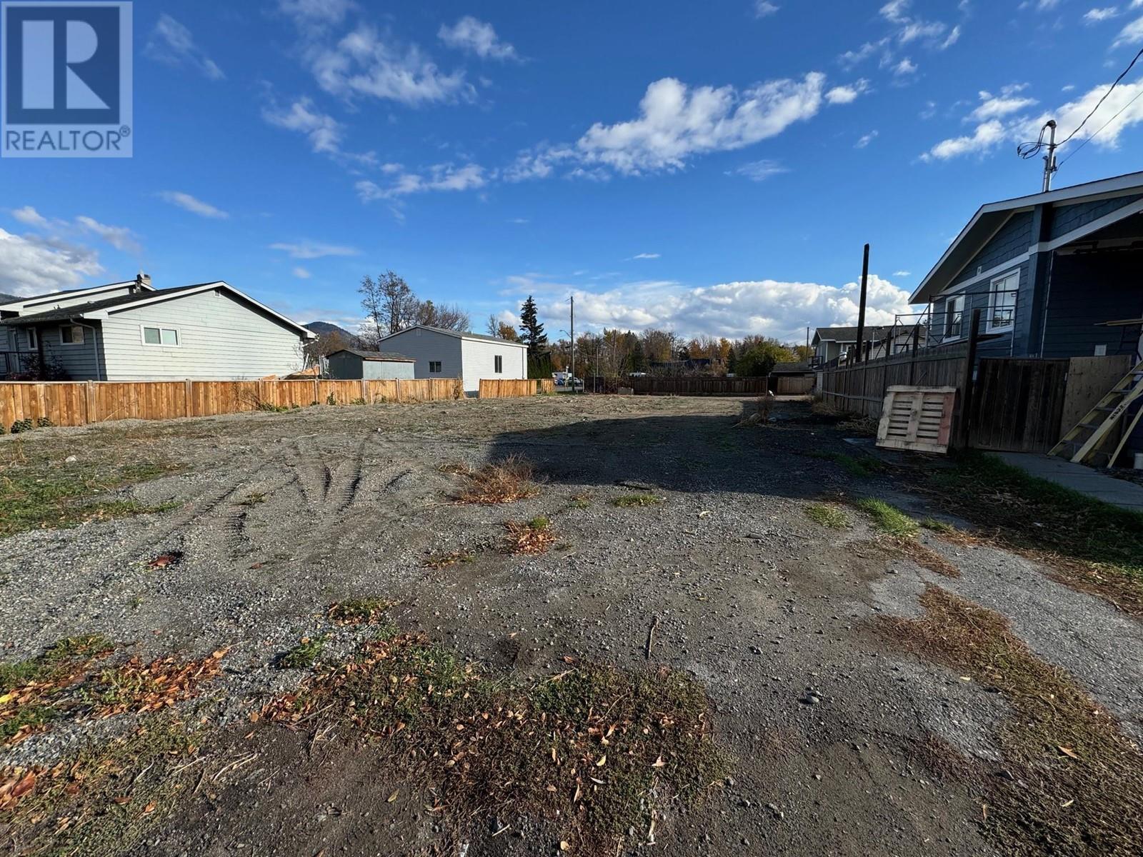  1700 Hill Street, Merritt