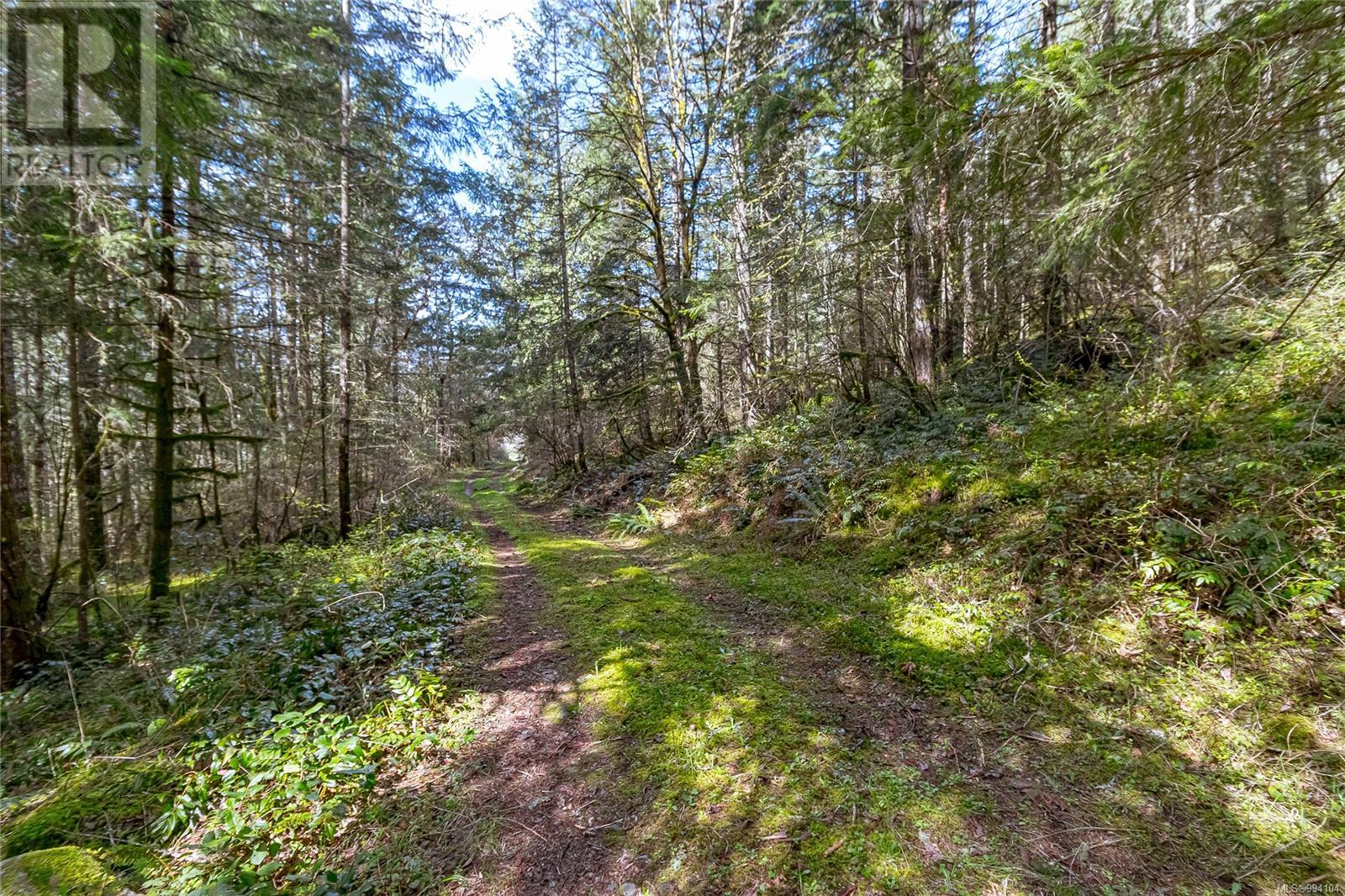 6633 Hillcrest Rd, Duncan