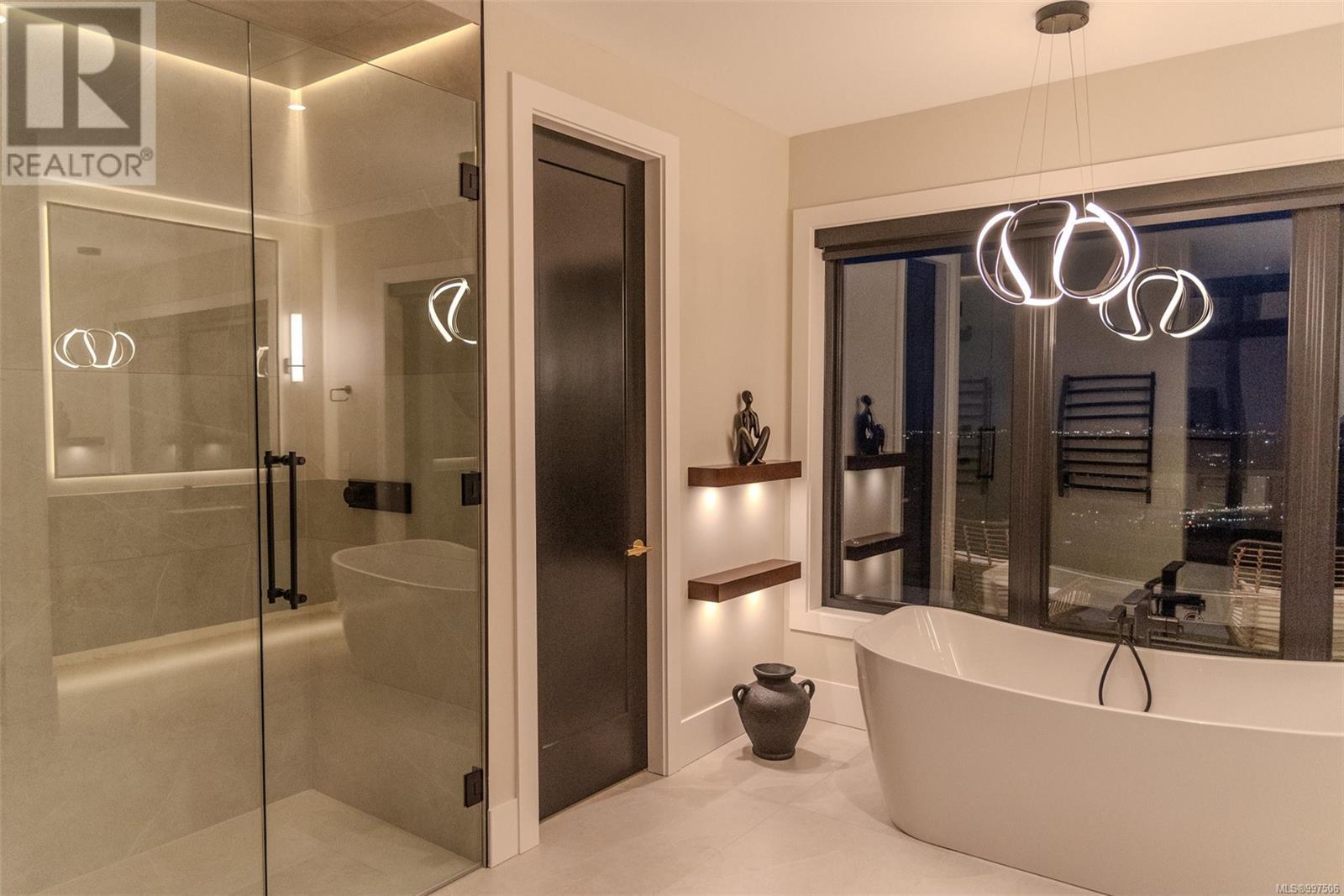 2189 Navigators Rise, Langford