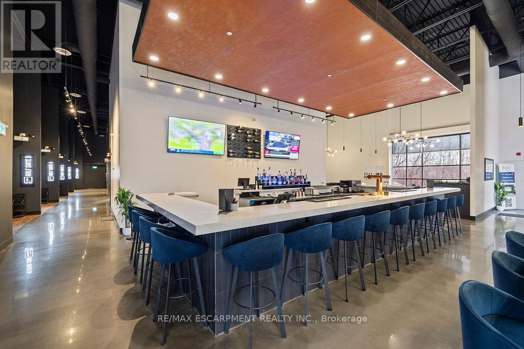 Photo 9 of 1 312 King Street, Barrie ON
