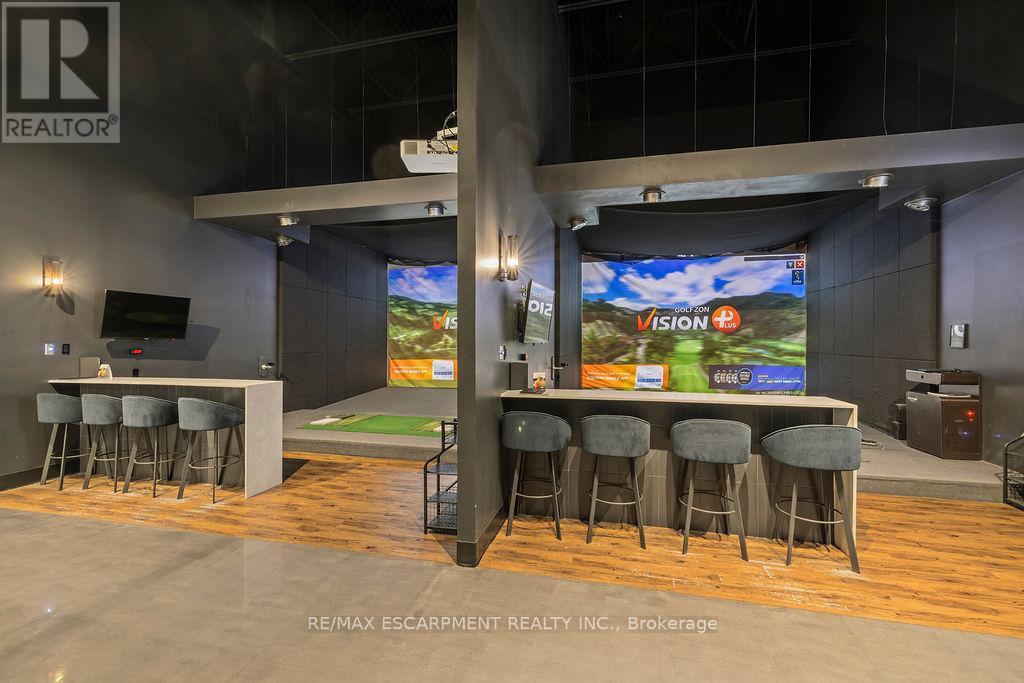Photo 40 of 1 312 King Street, Barrie ON