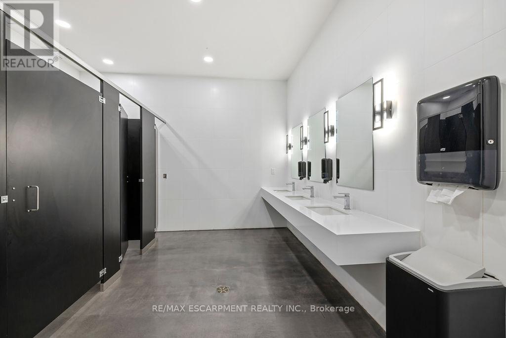 Photo 18 of 1 312 King Street, Barrie ON