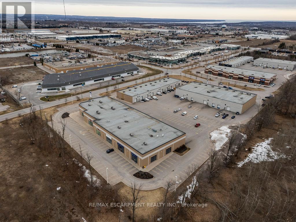 Photo 6 of 1 312 King Street, Barrie ON