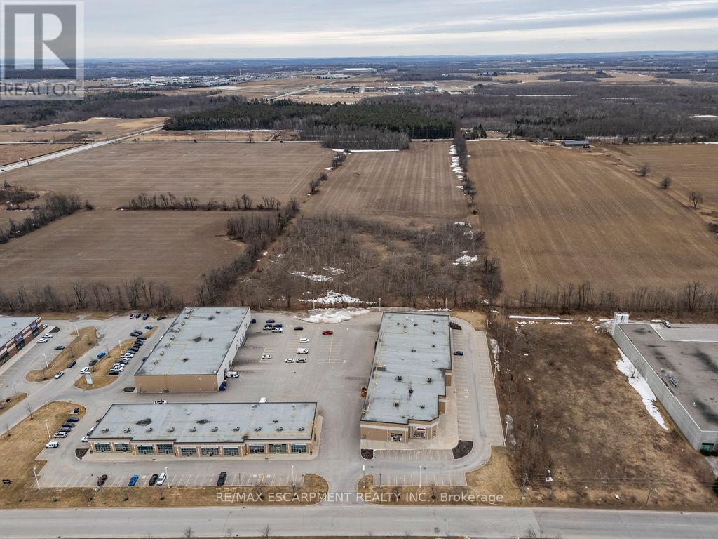 Photo 37 of 1 312 King Street, Barrie ON