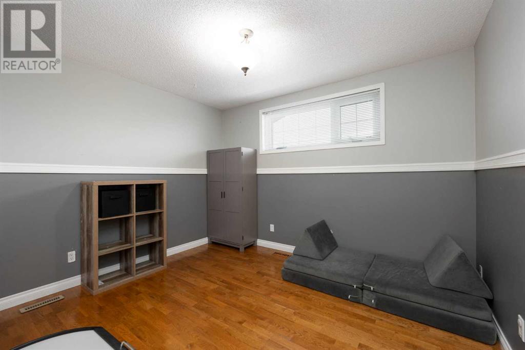 214 Sifton Avenue, Fort McMurray, Alberta